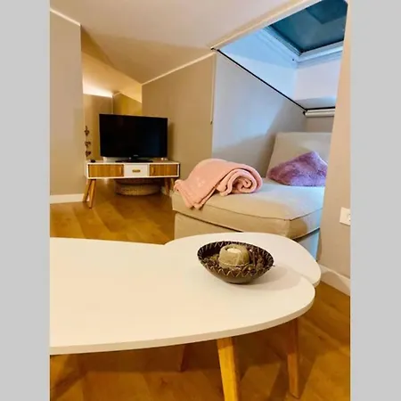 Mi Pequena Buhardilla Appartement Barbastro Buitenkant foto